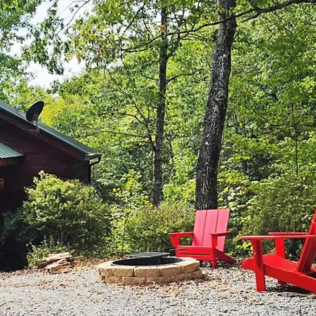 Villa Pet-Friendly Smoky Getaway With Hot Tub à Sevierville Extérieur photo